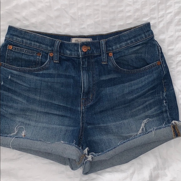 Madewell Pants - 💕MADEWELL high rise denim shorts💕